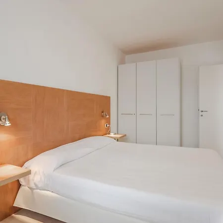 Hotiday Collection - Lejlighedshotel Portoferraio
